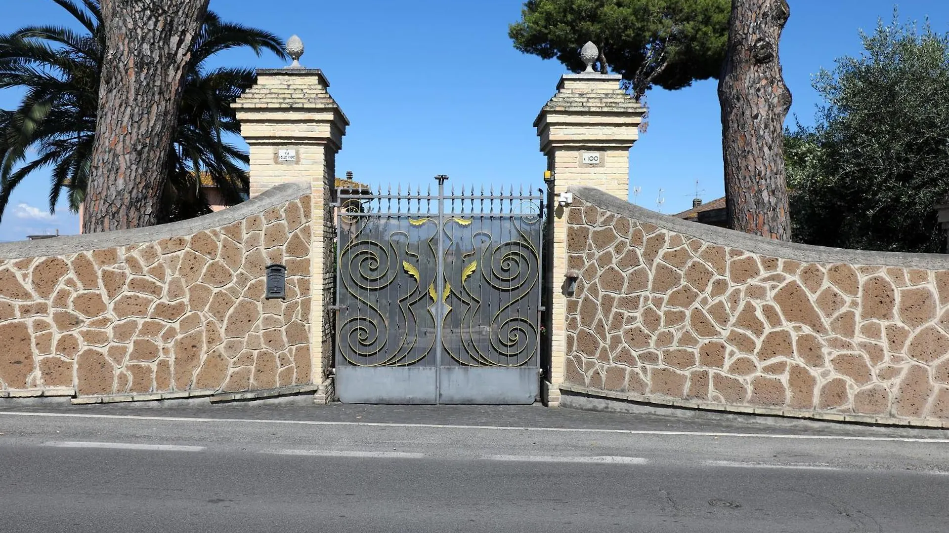 Villa Con Piscina Roma Italia